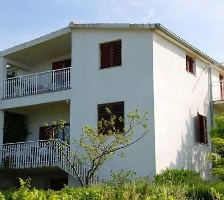 In With Seaview, Balcony, Air Condition, Wifi Apartamento