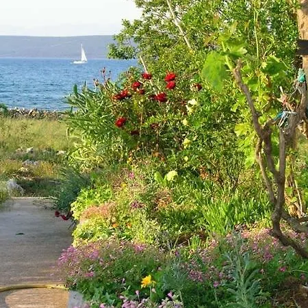 In With Seaview, Balcony, Air Condition, Wifi *